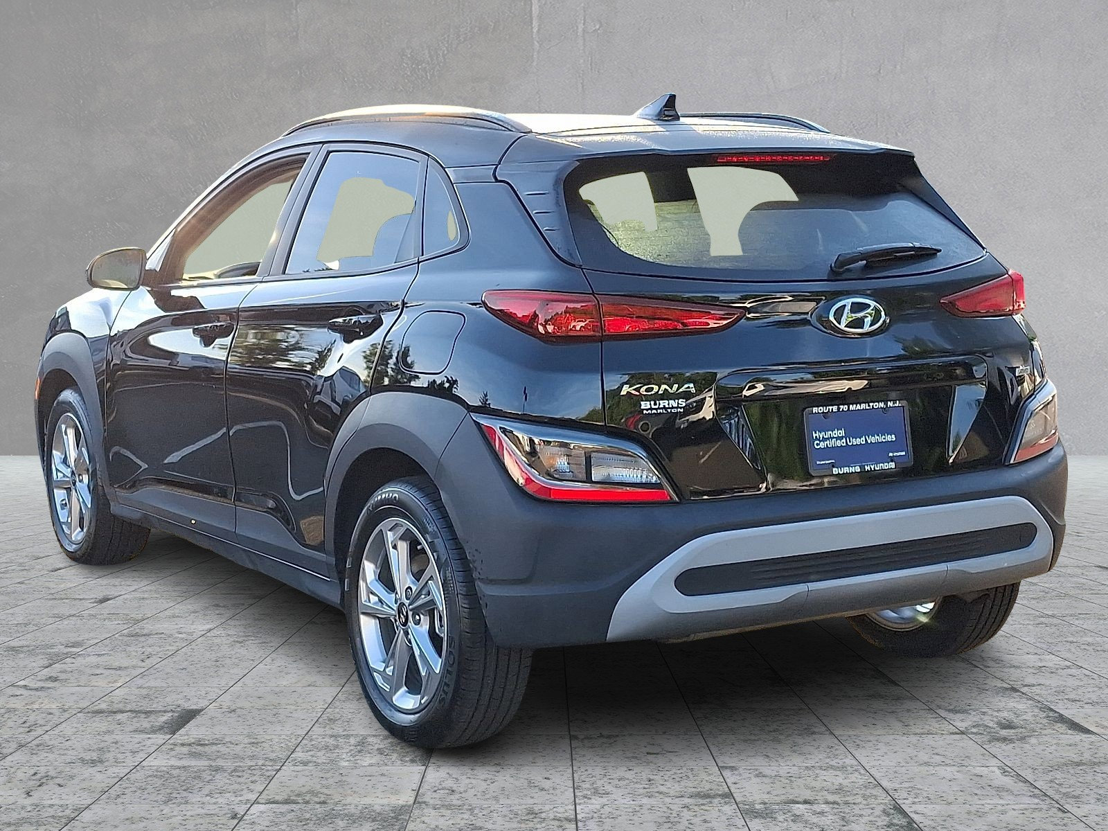 Used 2023 Hyundai Kona SEL w/ Cargo Package image 8