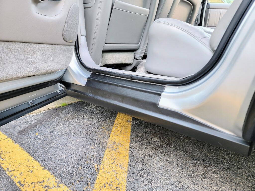 Used 2001 Buick Park Avenue w/ Prestige Pkg FWD image 33