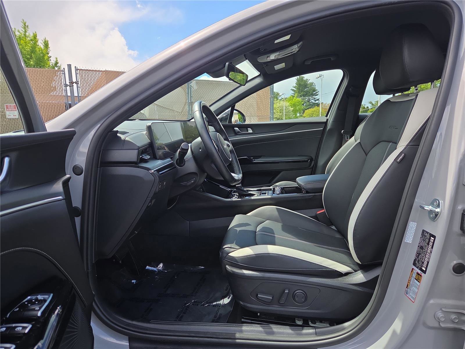 Used 2025 Kia K5 GT-Line AWD/4WD image 12