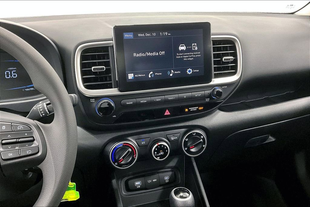 New 2026 Hyundai Venue SE FWD image 16