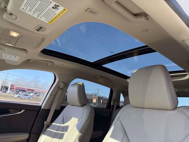 Used 2023 Lincoln Nautilus Reserve image 13