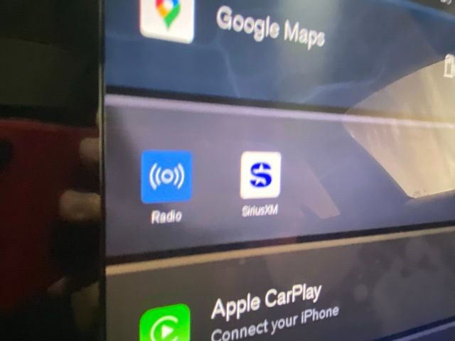 Used 2025 Volvo XC40 B5 Core image 17