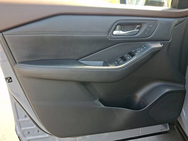 Certified 2023 Nissan Rogue SL w/ SL Premium Package AWD/4WD image 13