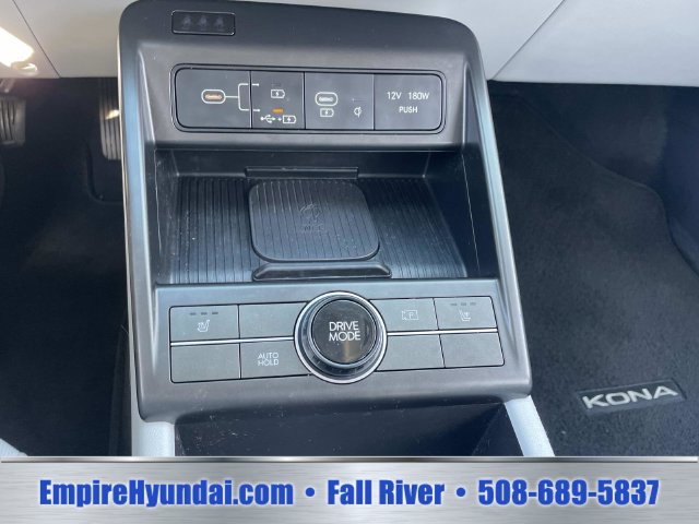 Used 2024 Hyundai Kona SEL w/ Convenience Package FWD image 23