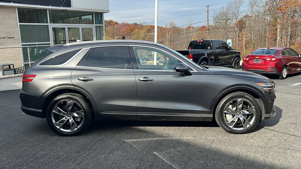 Used 2025 Genesis Electrified GV70 Advanced image 6