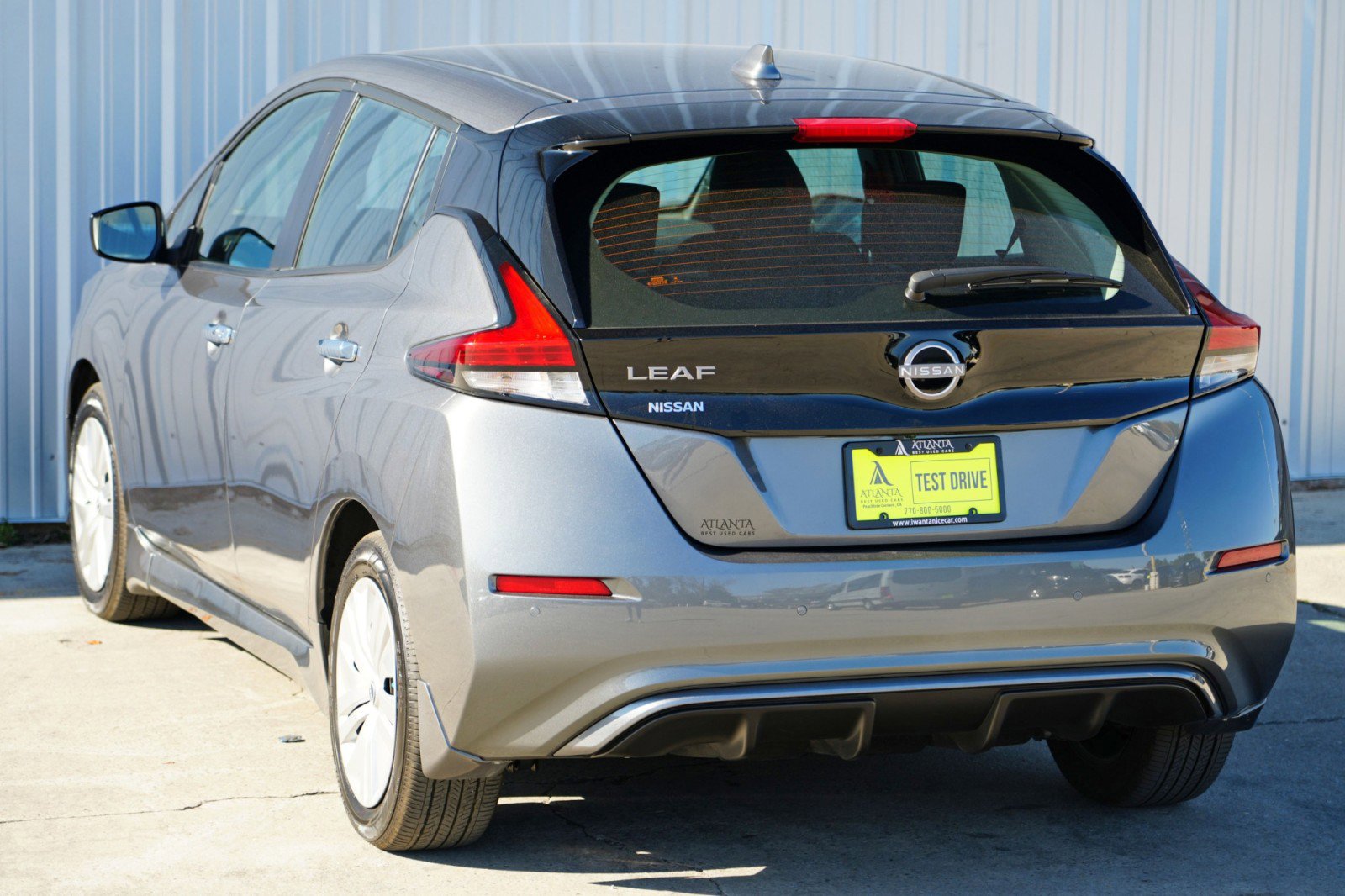 Used 2025 Nissan Leaf S image 43