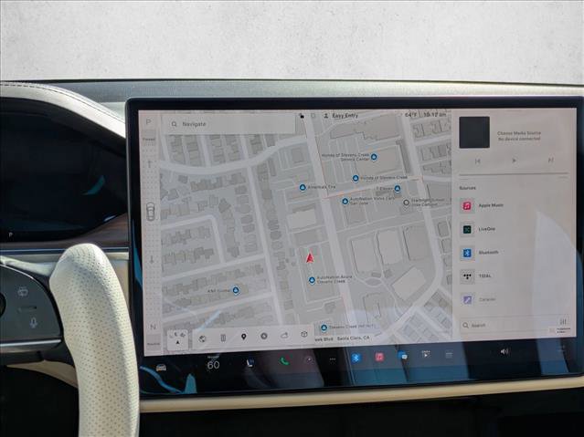 Used 2022 Tesla Model S image 12