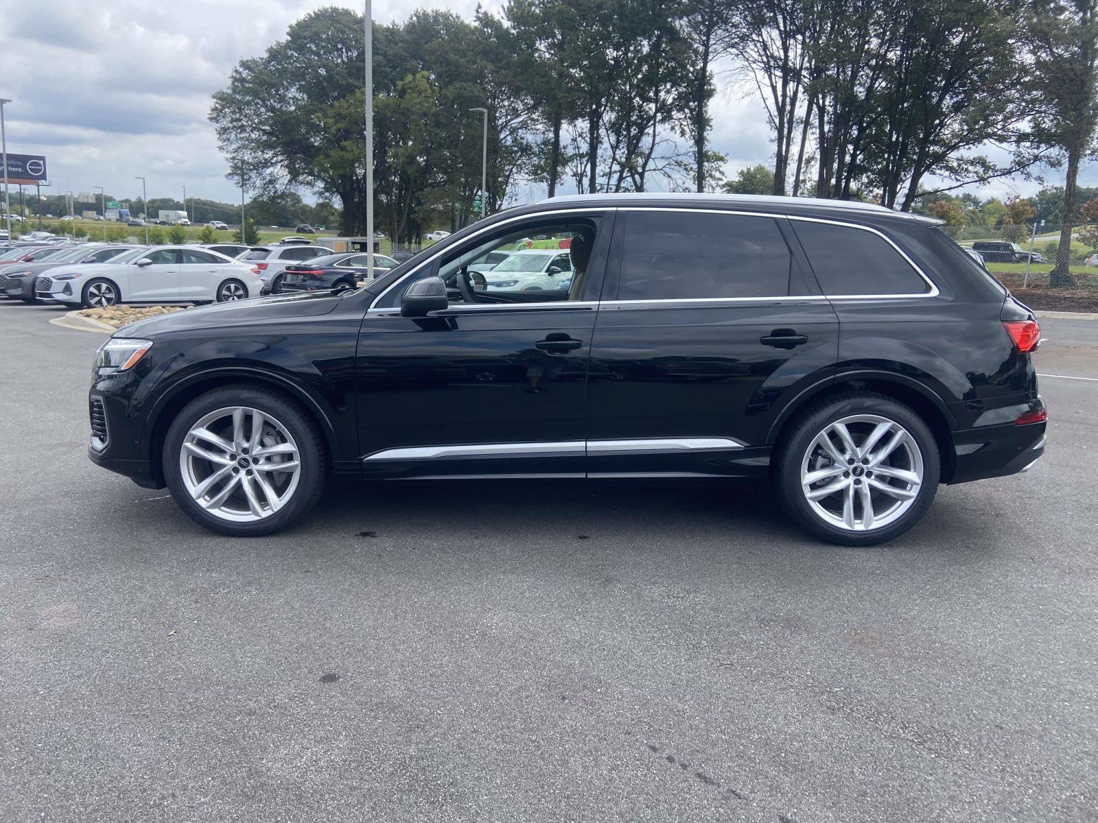 New 2025 Audi Q7 3.0T Premium Plus image 6