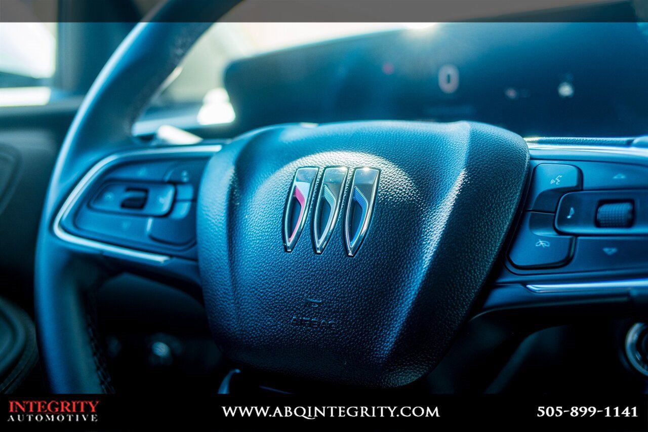 Used 2024 Buick Encore GX Sport Touring image 15