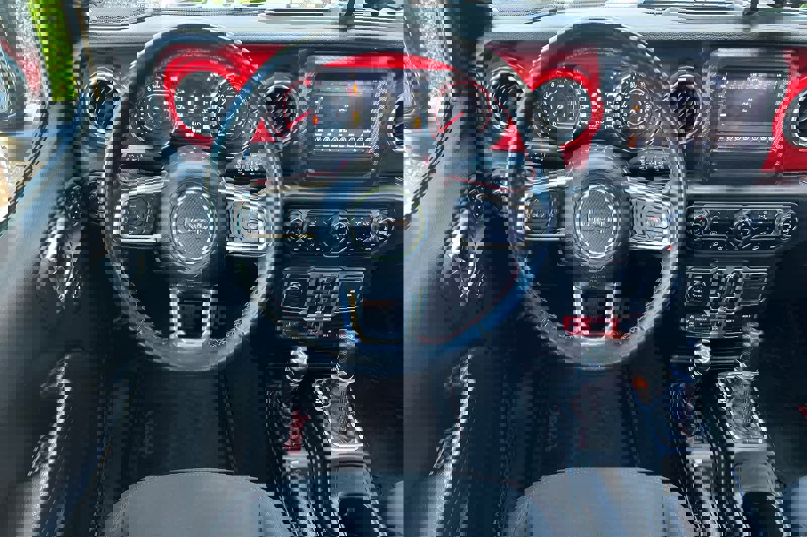 Used 2018 Jeep Wrangler Unlimited Rubicon AWD/4WD image 15