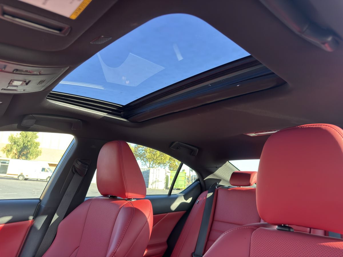 Used 2023 Lexus IS 350 F Sport w/ Memory Package RWD image 13