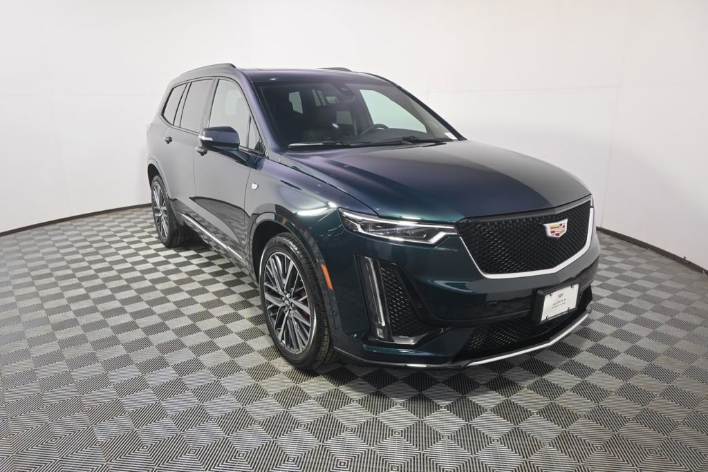 New 2025 Cadillac XT6 Sport w/ Technology Package image 9