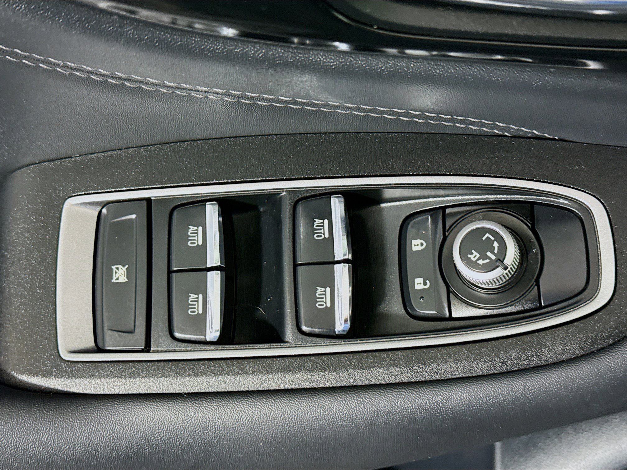 Used 2023 Subaru Outback Limited image 24