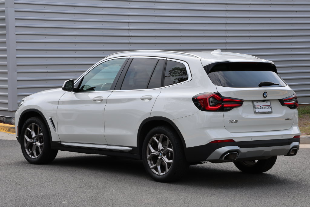 Used 2022 BMW X3 xDrive30i w/ Convenience Package AWD/4WD image 4