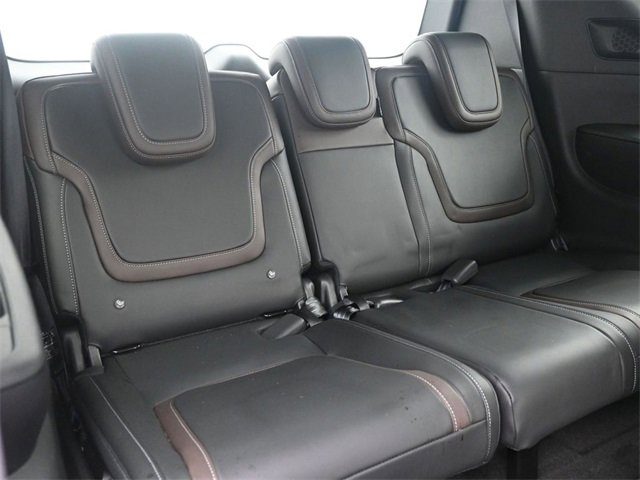 Used 2025 Nissan Armada SL w/ Captain's Chari Seat Package image 38
