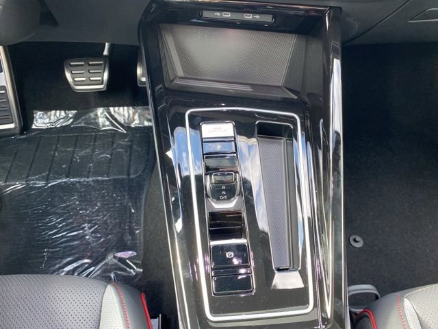 New 2026 Volkswagen GTI SE image 32