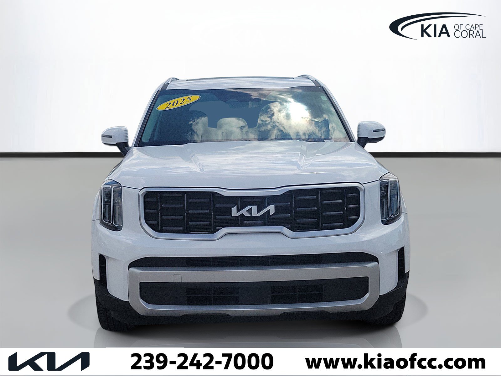 Certified 2025 Kia Telluride S AWD/4WD image 2