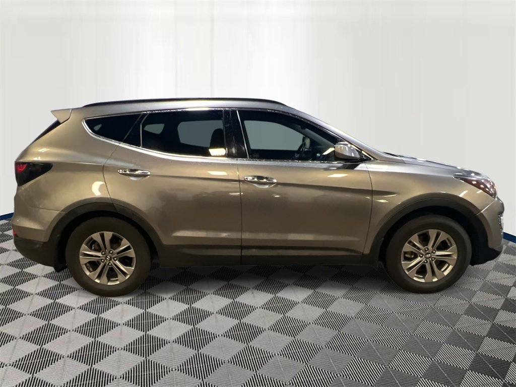 Used 2013 Hyundai Santa Fe Sport w/ Popular Equipment Pkg image 6