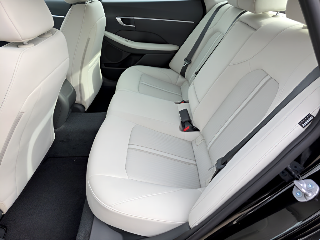 New 2026 Hyundai Sonata SEL AWD/4WD image 11