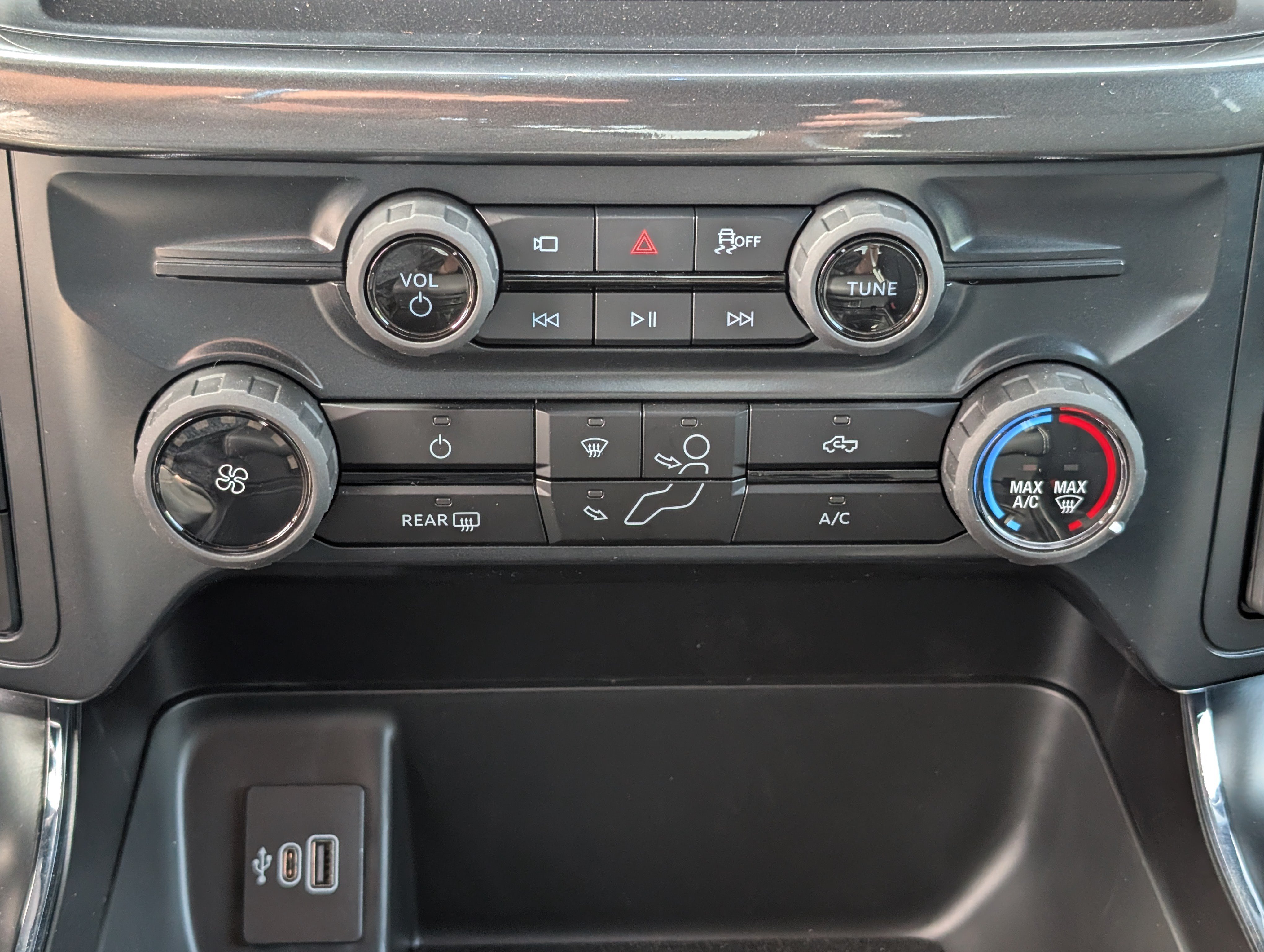 New 2026 Ford F150 STX w/ Equipment Group 200A AWD/4WD image 17