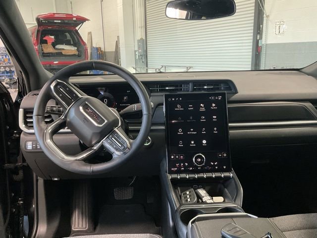 Used 2025 GMC Terrain Elevation image 12