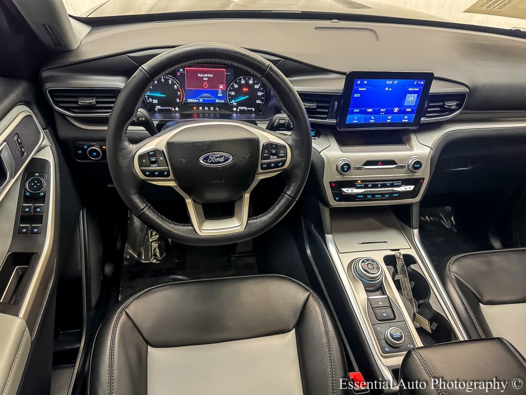 Used 2023 Ford Explorer XLT w/ Equipment Group 202A image 16