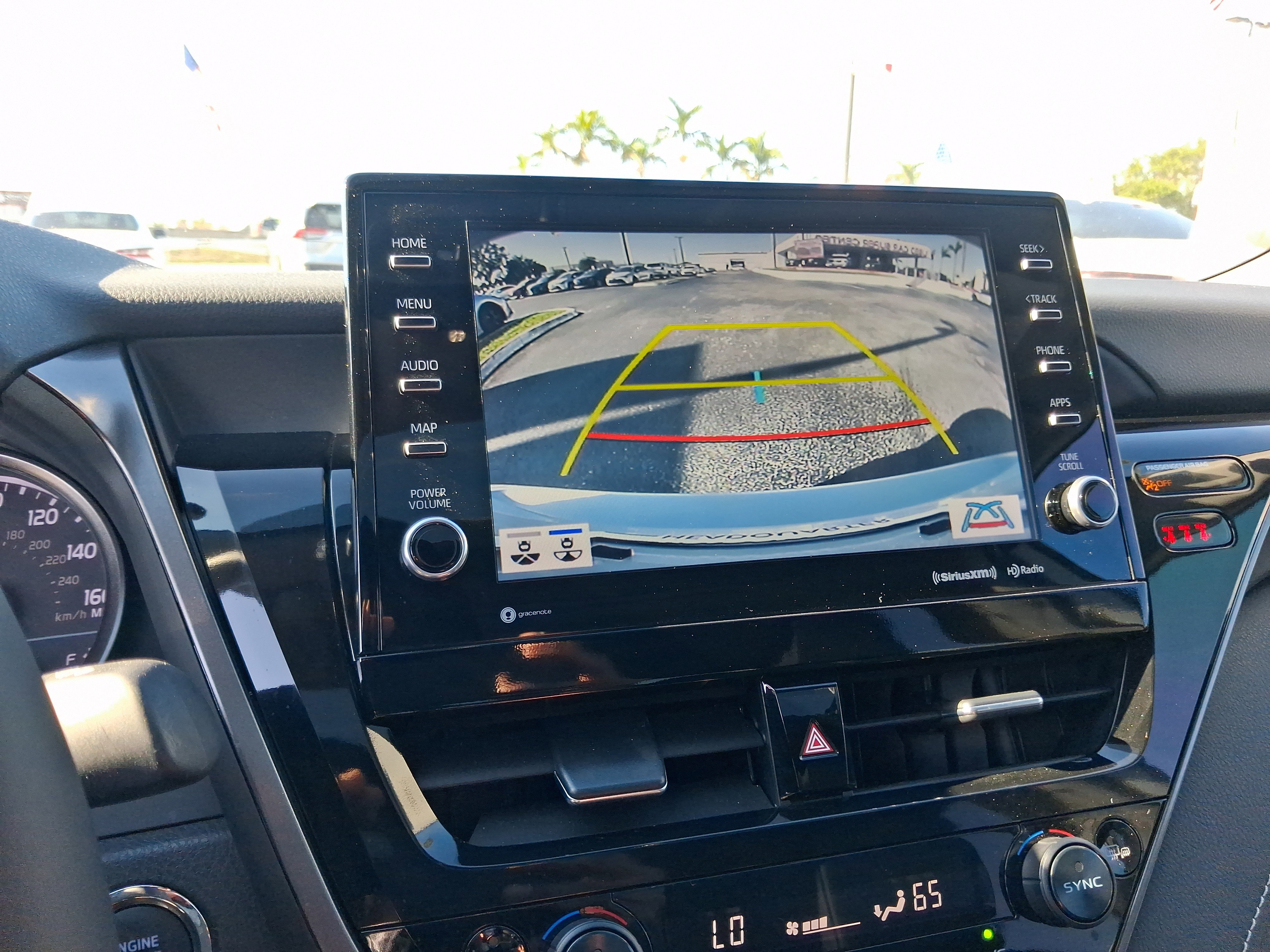 Used 2024 Toyota Camry SE w/ Cold Weather Package FWD image 28