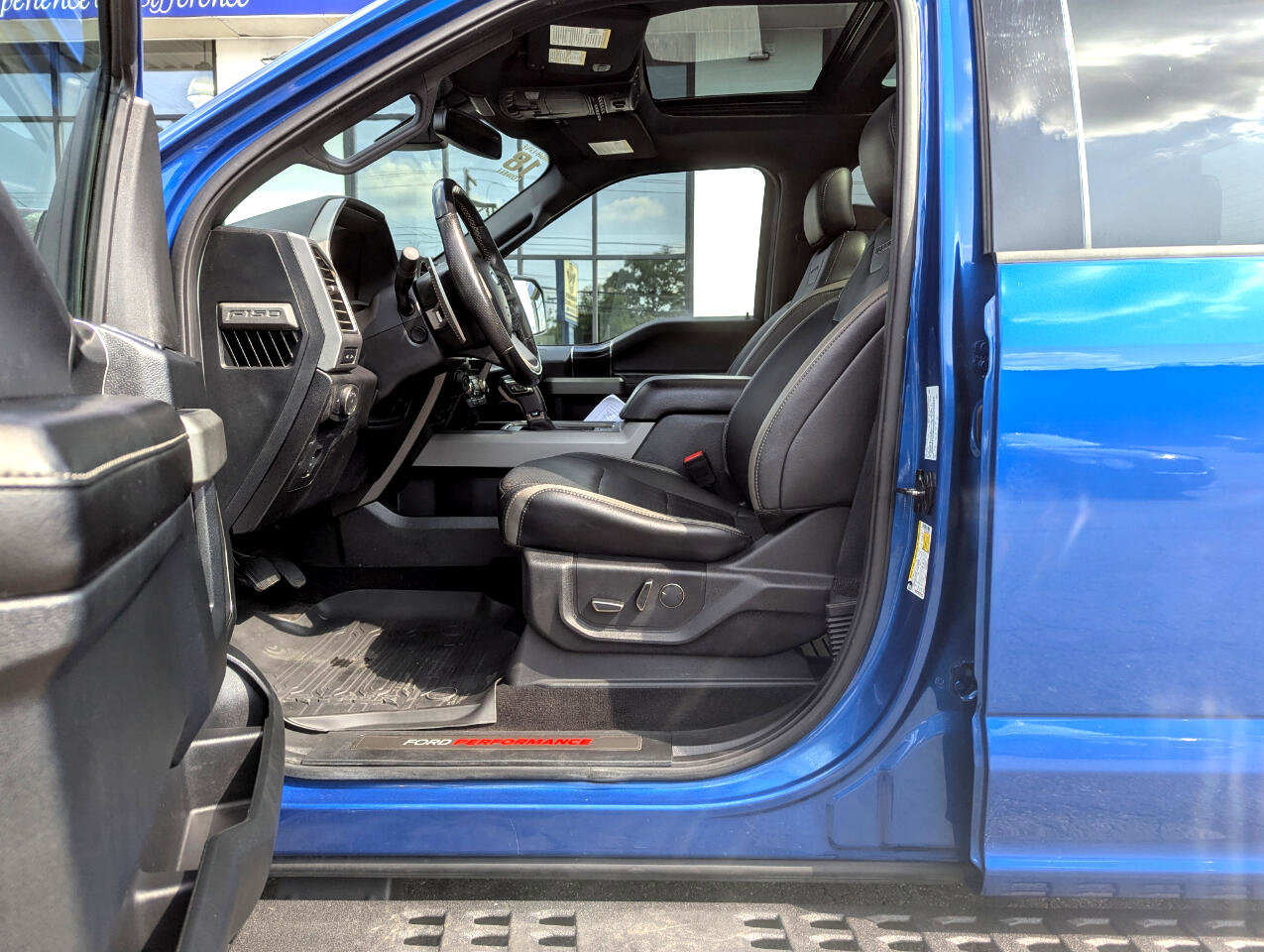 Used 2018 Ford F150 Raptor w/ Equipment Group 802A Luxury image 14