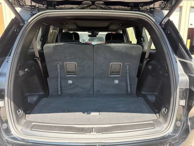 Used 2024 Jeep Grand Cherokee L Limited w/ Trailer Tow Package AWD/4WD image 12