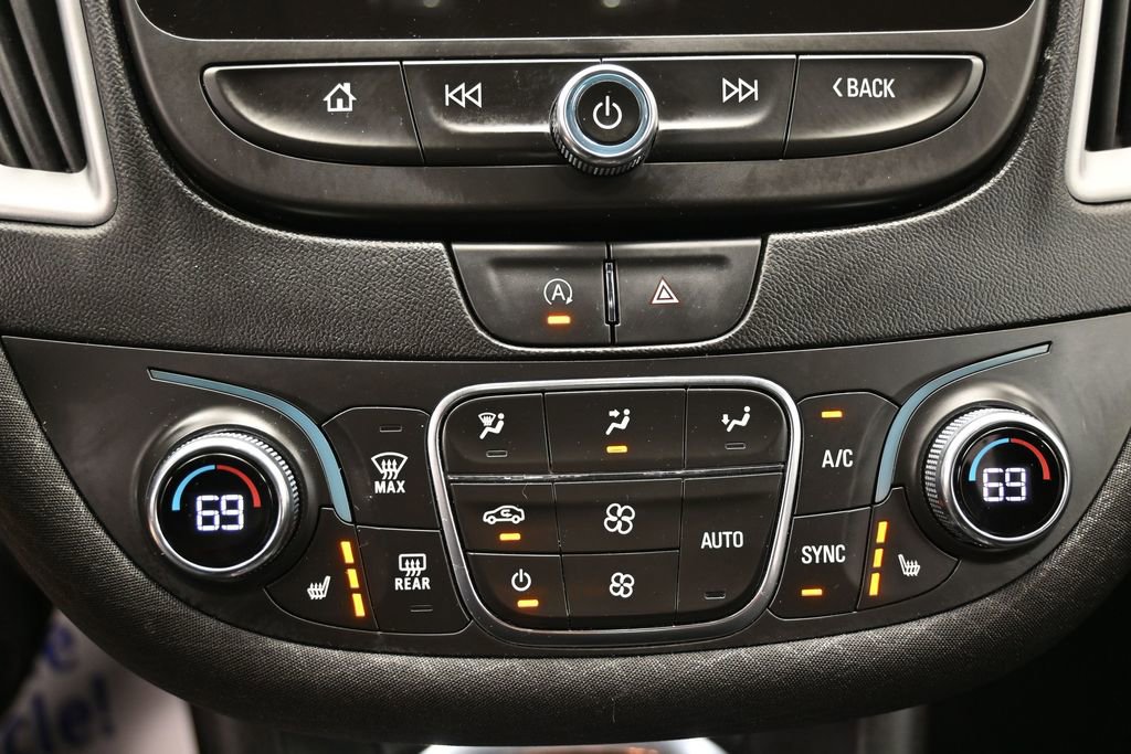 Used 2023 Chevrolet Malibu LT image 29