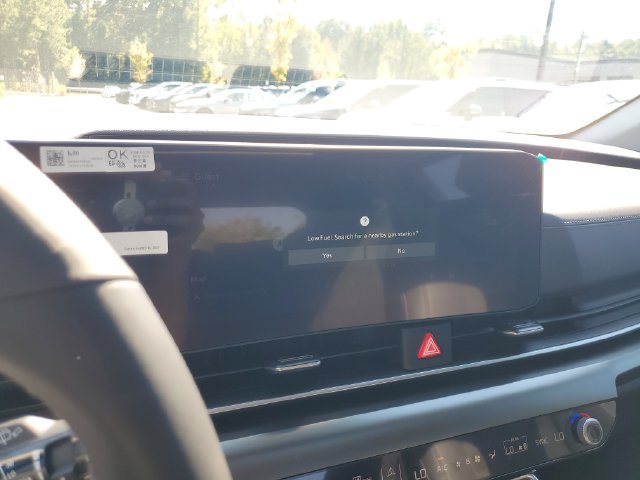 New 2027 Kia Carnival SX w/ Dark Edition Package FWD image 31