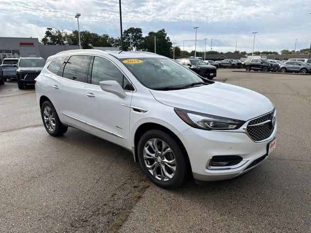 Used 2019 Buick Enclave Avenir w/ Avenir Technology Package AWD/4WD image 7