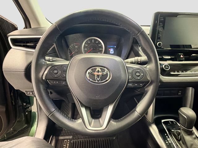 Certified 2022 Toyota Corolla Cross LE w/ Moonroof Package AWD/4WD image 9