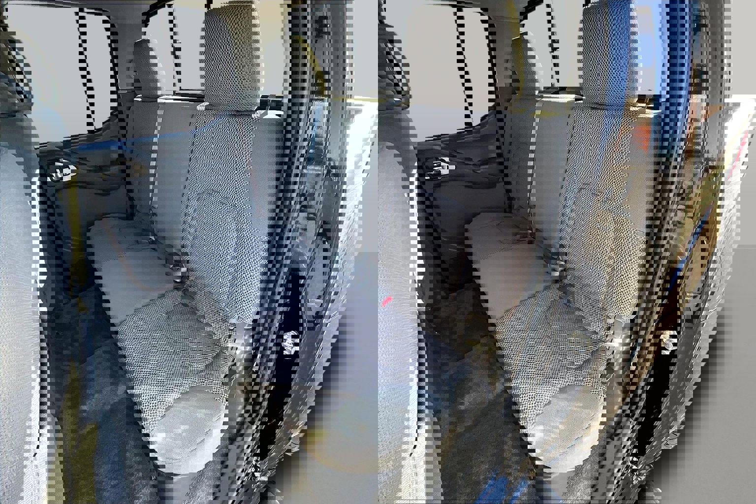 Used 2018 Nissan Frontier SV w/ Value Truck Package image 24