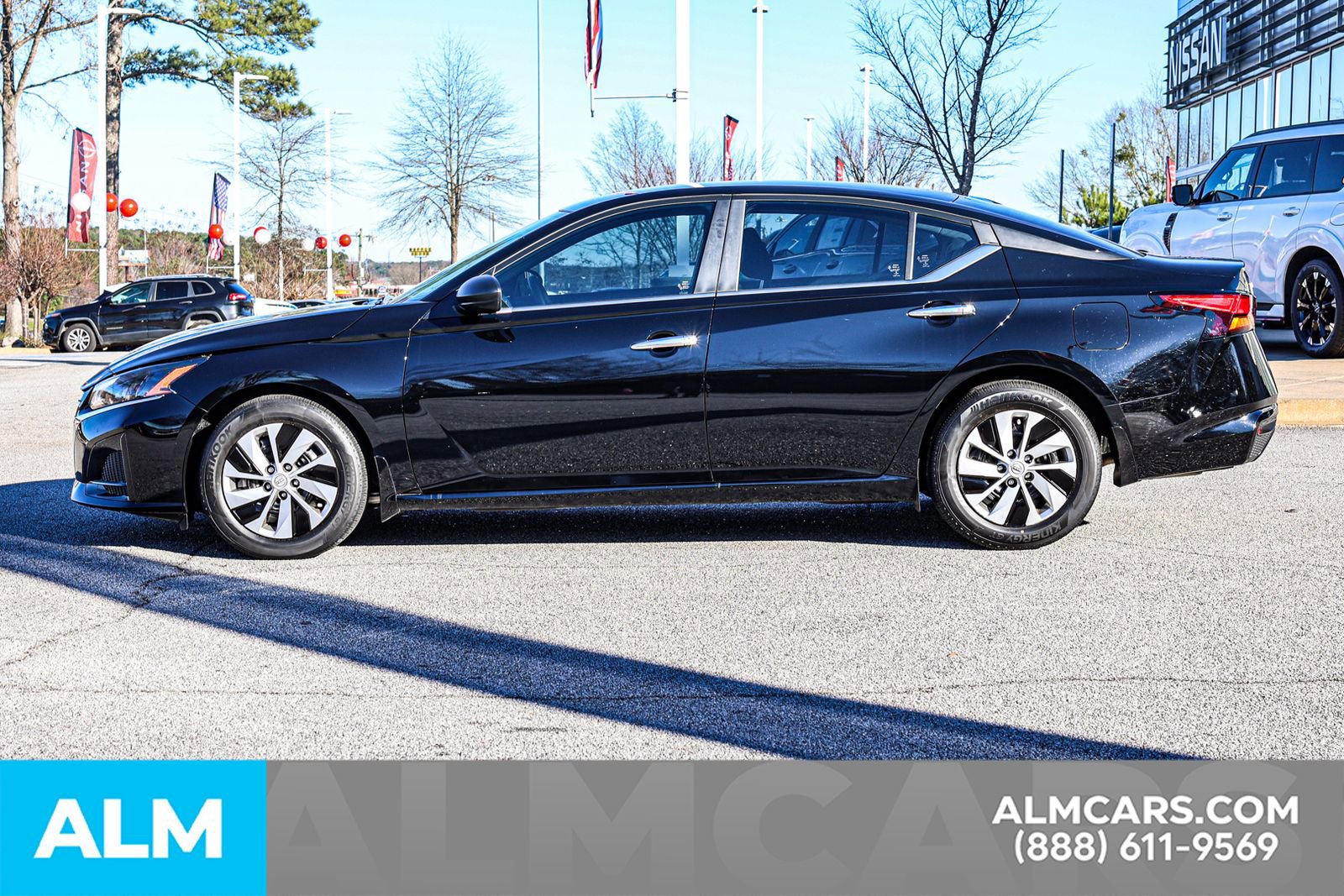 Used 2024 Nissan Altima 2.5 S image 8