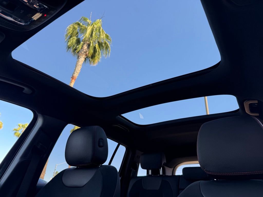 Certified 2022 Mercedes-Benz GLB 250 image 2