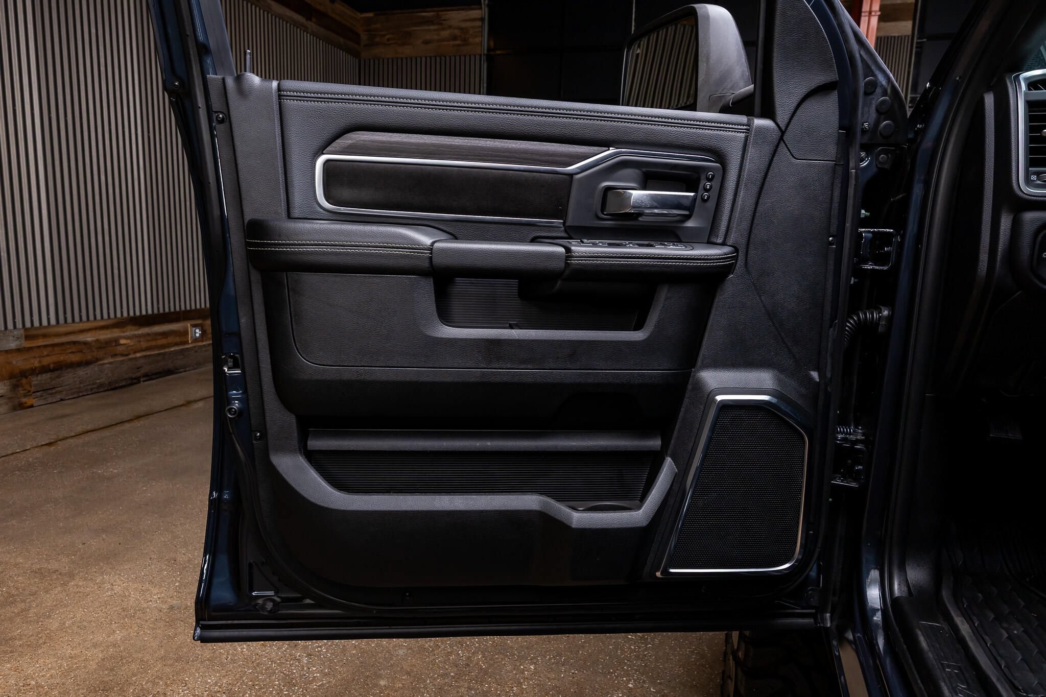 Used 2026 RAM 3500 Laramie w/ Night Edition AWD/4WD image 43