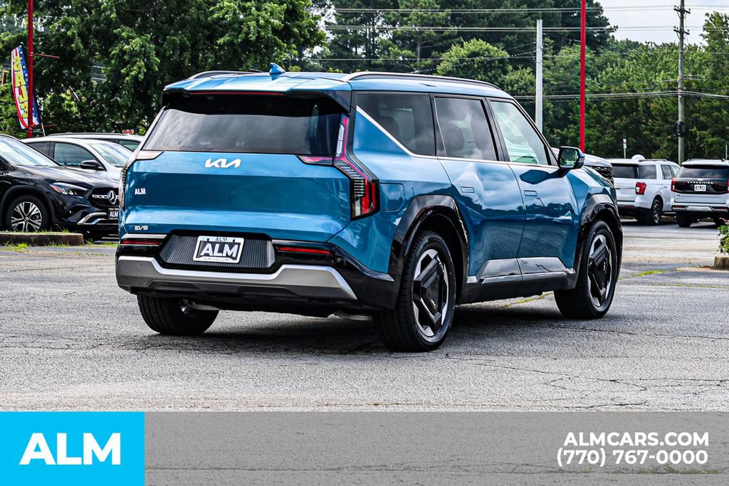 Used 2024 Kia EV9 Land AWD/4WD image 6