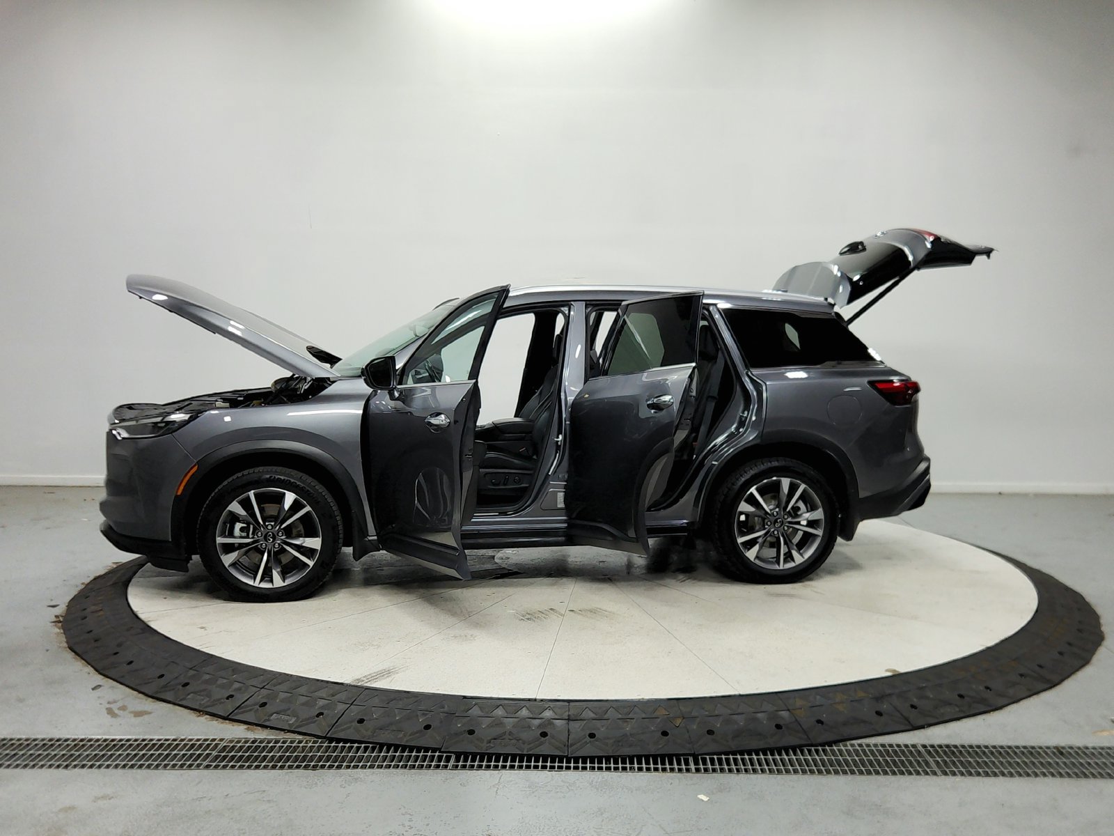 Used 2023 INFINITI QX60 Luxe w/ Cargo Package AWD/4WD image 13