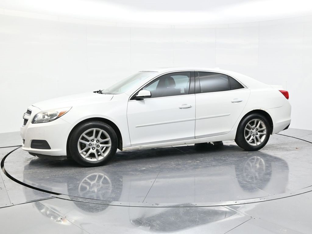 Used 2013 Chevrolet Malibu LT w/ Power Convenience Package image 2