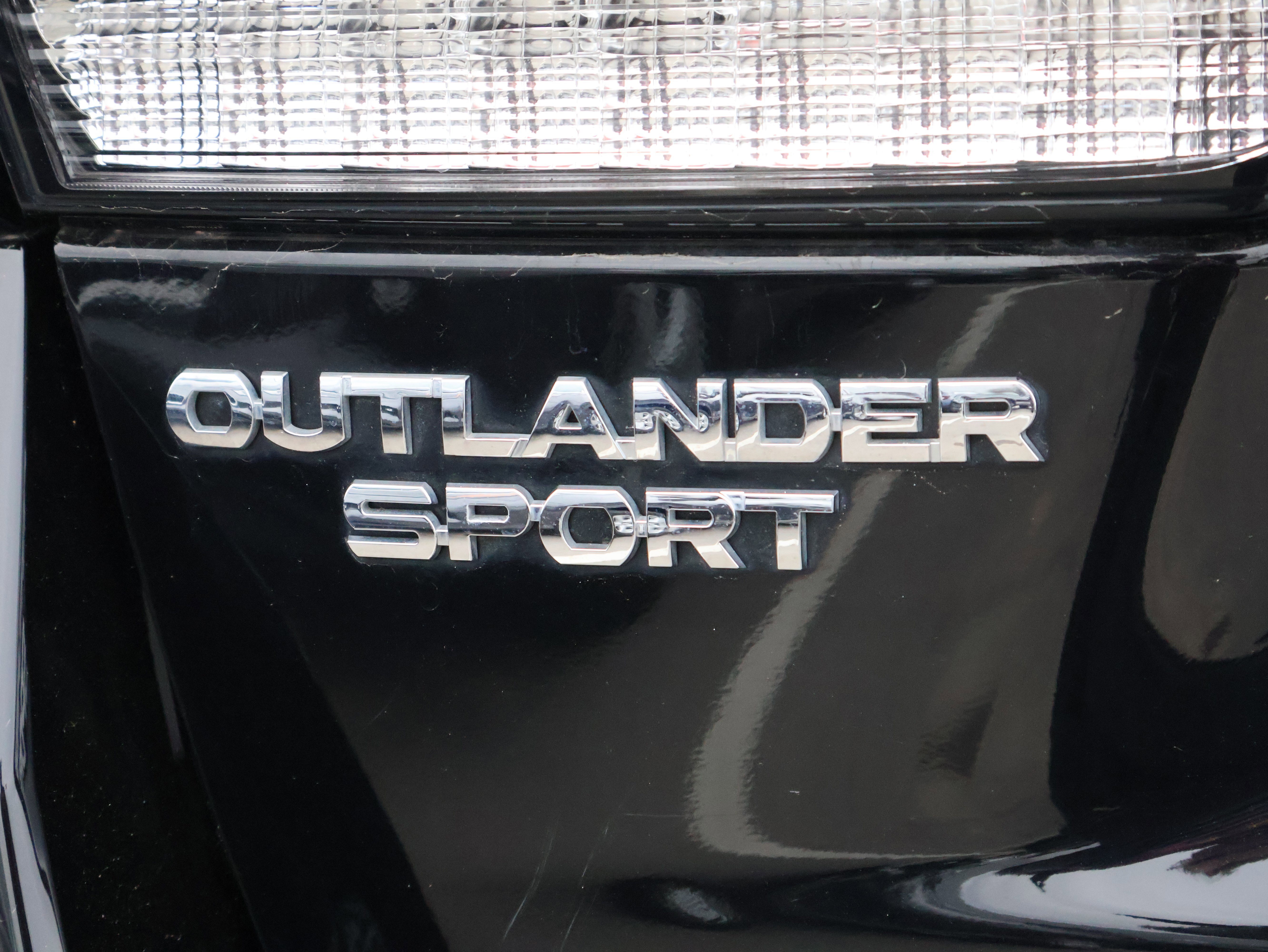 Used 2024 Mitsubishi Outlander Sport ES image 16
