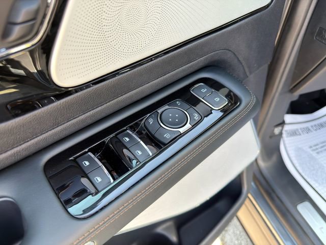 Used 2025 Lincoln Aviator Reserve w/ Equipment Group 201A image 24