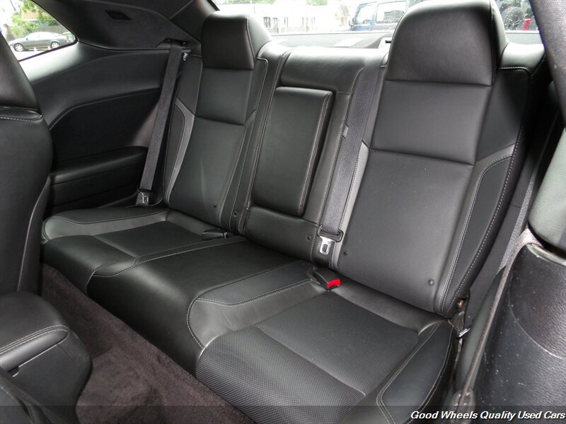 Used 2018 Dodge Challenger SXT Plus RWD image 12