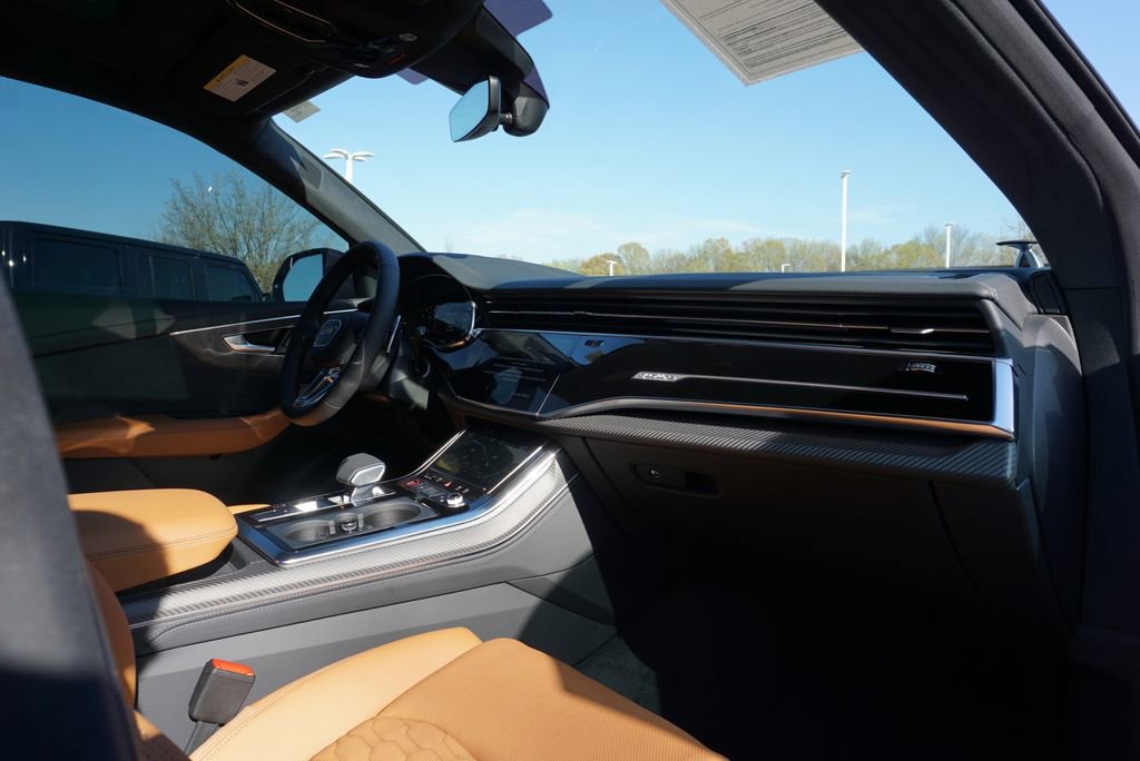 Used 2025 Audi RS Q8 performance image 47
