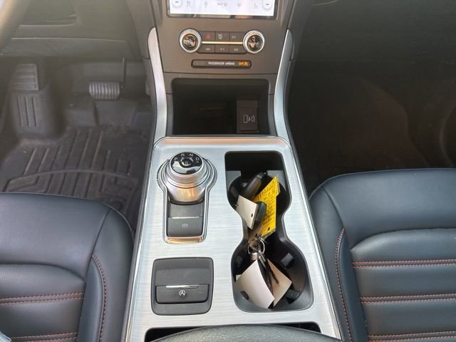 Used 2022 Ford Edge SEL w/ Sport Appearance Package image 18