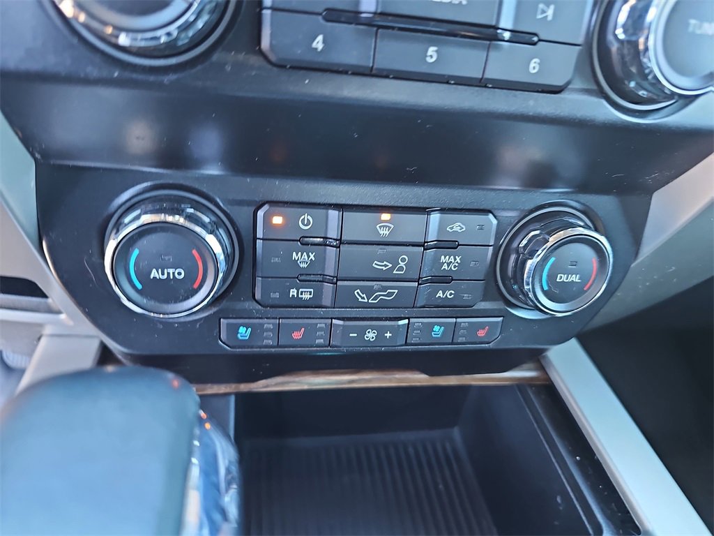 Used 2019 Ford F150 Lariat image 23