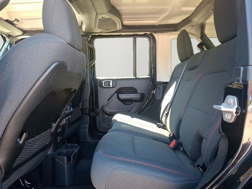 Used 2024 Jeep Wrangler Rubicon image 10