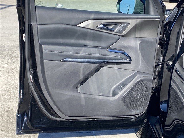 Certified 2025 Chevrolet Traverse LT image 23