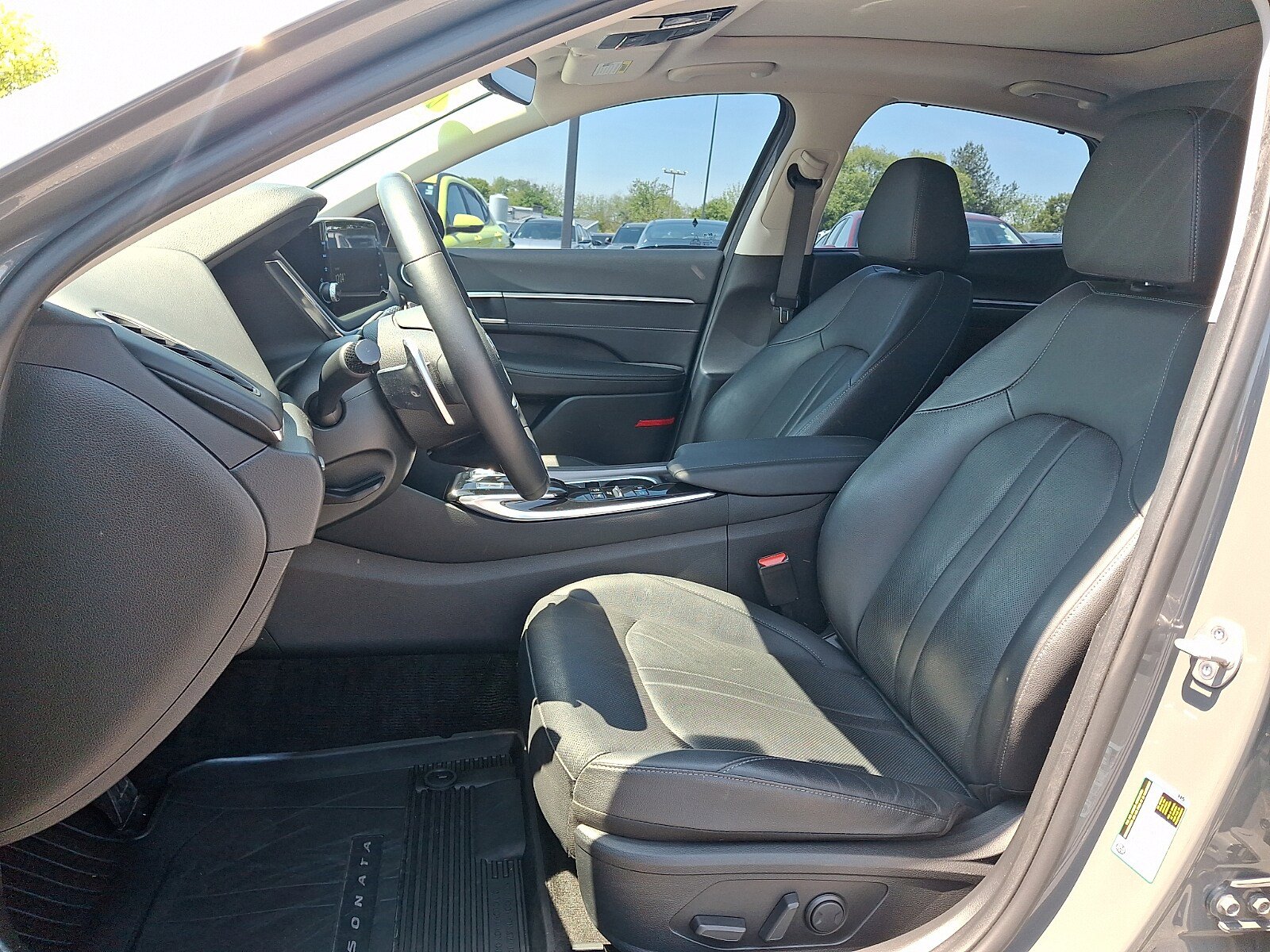 Used 2023 Hyundai Sonata Limited FWD image 14