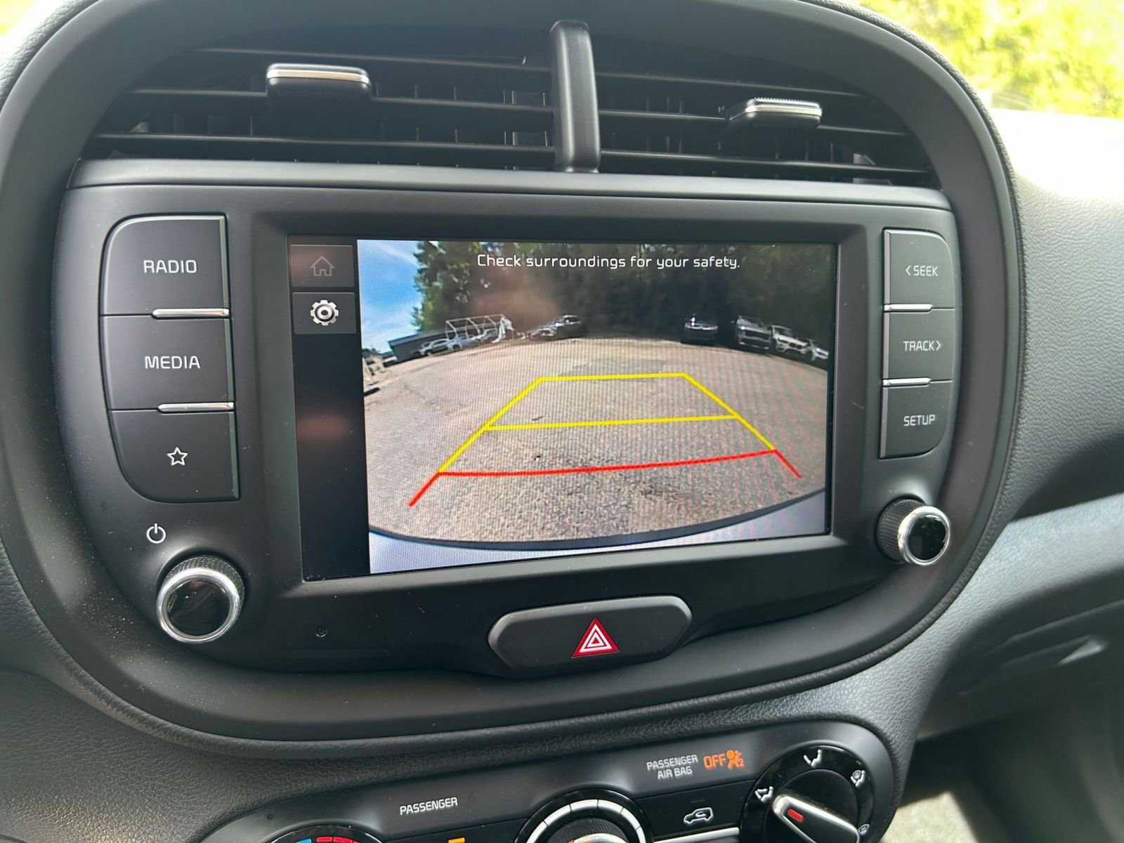 Used 2025 Kia Soul LX w/ LX Technology Package image 21